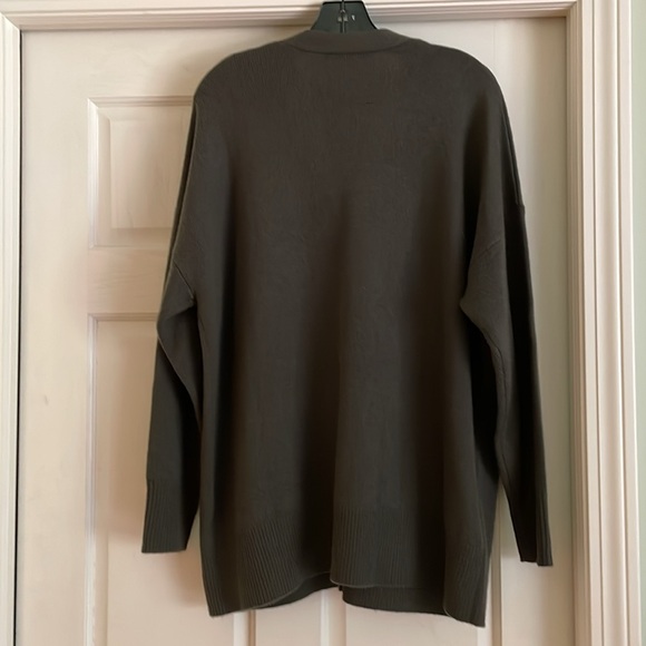 NAKEDCASHMERE Olive Green Women's Boyfriend Cardigan Sweater OS like new - Picture 2 of 6